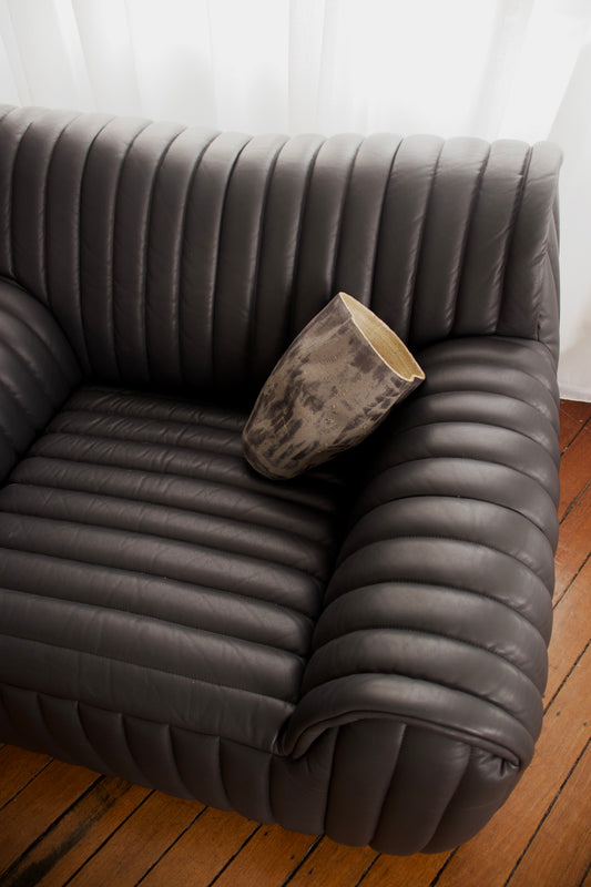 KINKY VASE