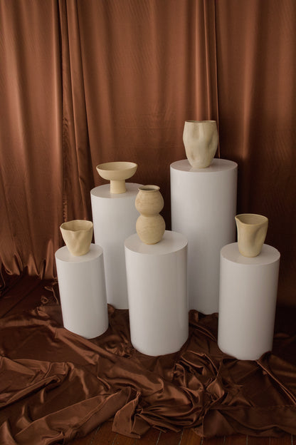 PEDESTAL VESSEL